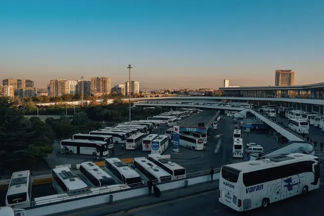 Ônibus Rodoviário Comil Campione 3.65 2015 em Ribeirão Preto - SP