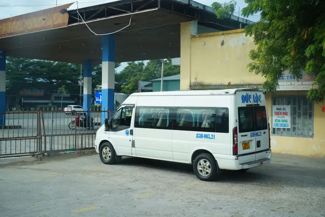 Ônibus Neobus Way Escolar 2022 em Uberaba - MG