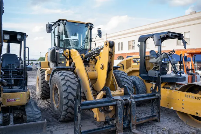 Pá Carregadeira New Holland W130B 2016 em Contagem - MG