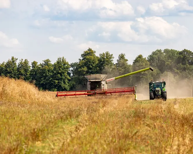 Colheitadeira John Deere S440 2011 em Goiânia - GO