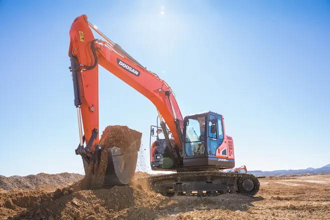Trator Florestal (Skidder) Caterpillar 525D Skidder 2019 em Campinas - SP